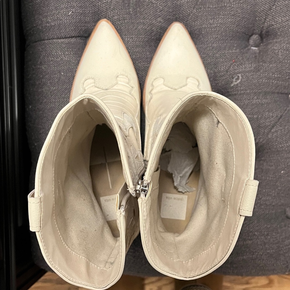Dolce Vita Cream Ankle Booties - Picture 6 of 10